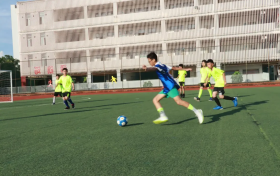 绿茵逐梦，育见成长 —— 广州市增城区荔湖城外国语学校足球特色课程