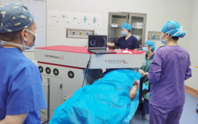 十周年我与华厦的故事：深圳“拓荒者”在华厦眼科告别模糊世界，特区发展与医疗温情共谱新章